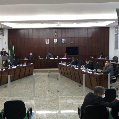 Vereadores Comentam Suspeita de Falsificação por Assessores